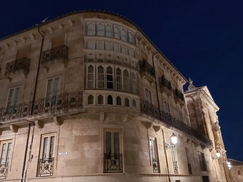 Calle de la Rúa, Salamanca. Casa del mirador.